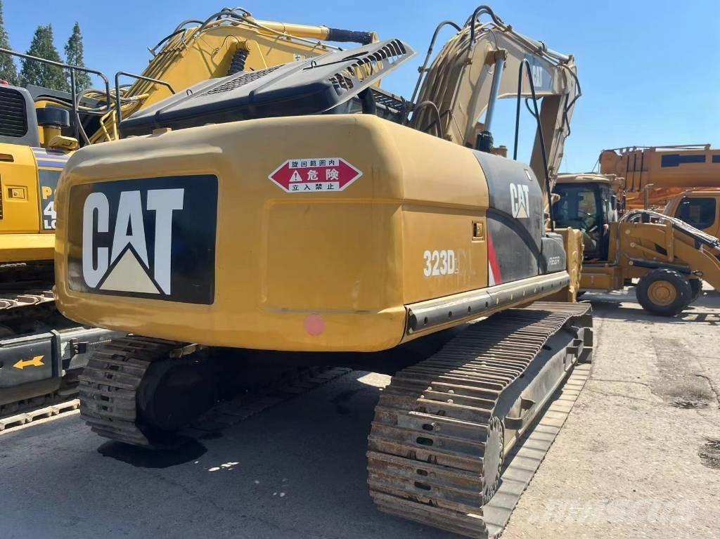 CAT 323 D L 大型油圧ショベル12t以上（パワーショベル・ユンボ）