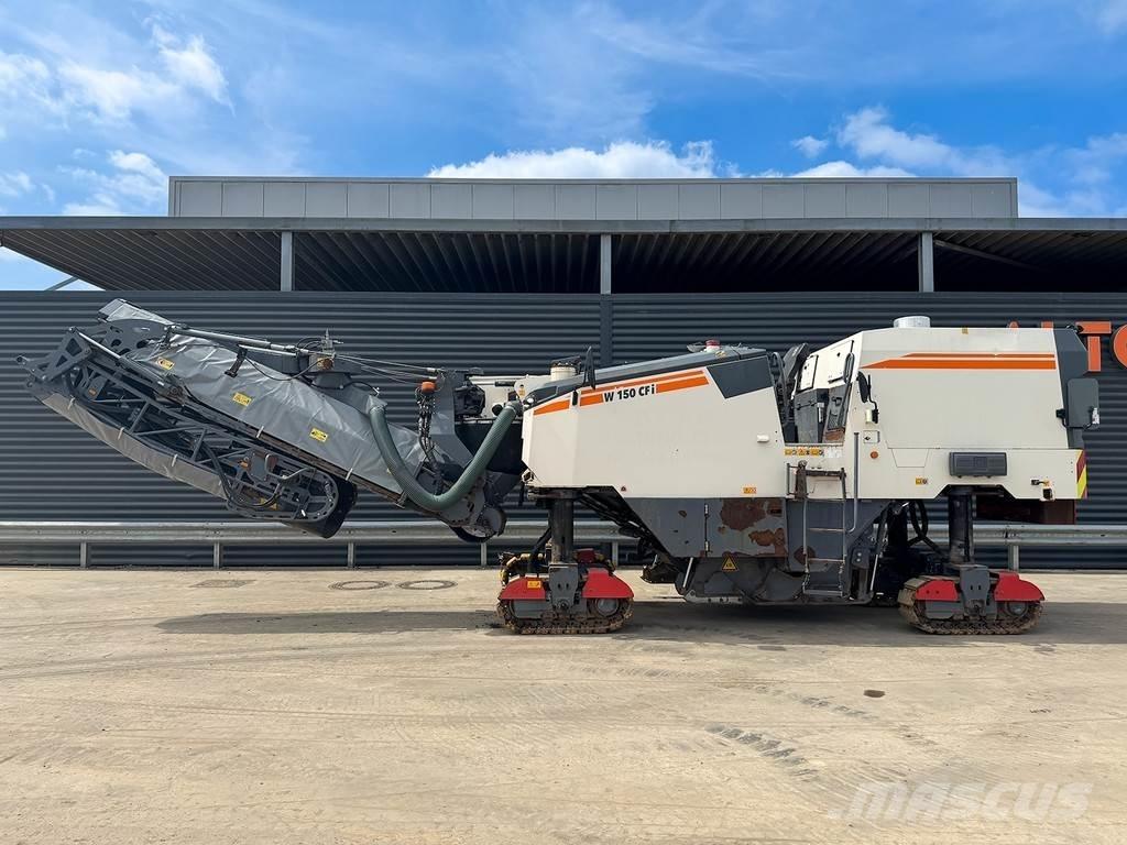 Wirtgen W 150 CFI アスファルトコールドミリングマシーン