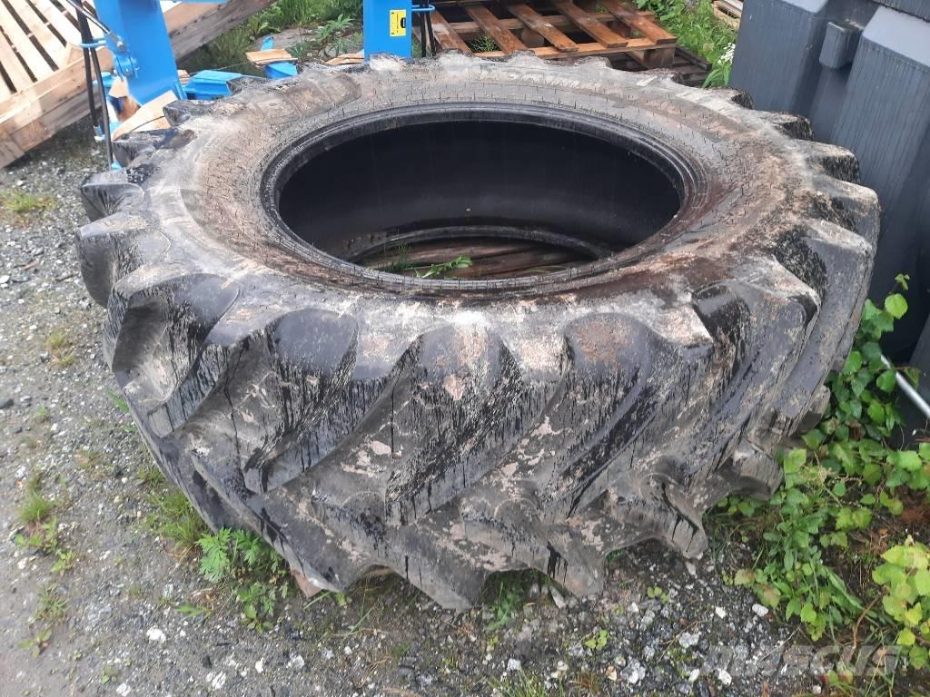 BKT 580/70R38 タイヤ、ホイル、リム