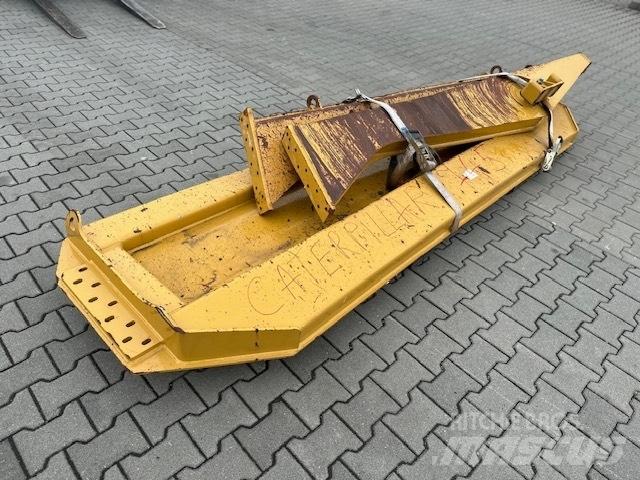 CAT 745 TAIL GATE アーティキュレート式ダンプトラック