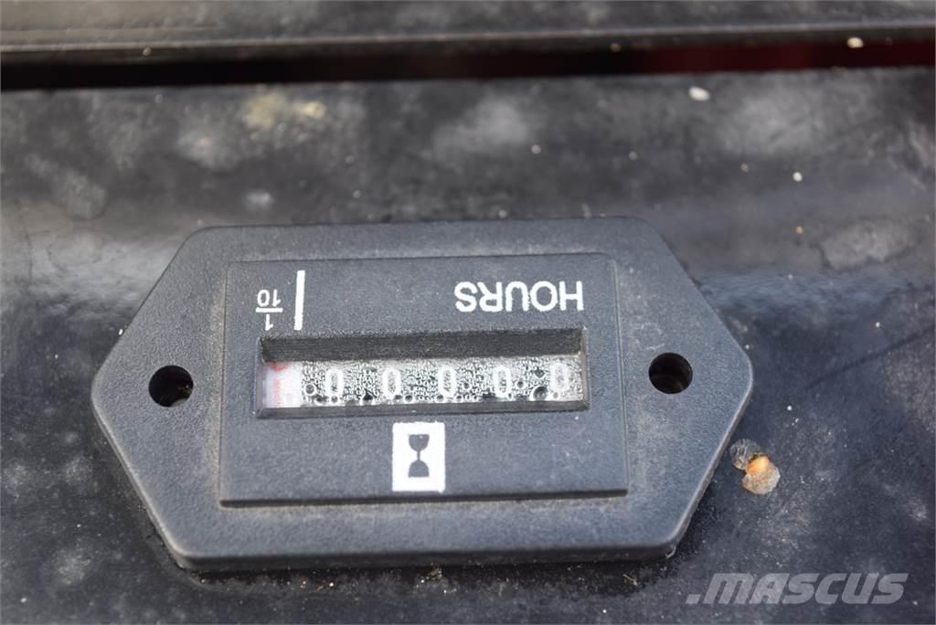 JPC HT12 ミニ油圧ショベル 7t以下（ミニユンボ・ミニディガー）