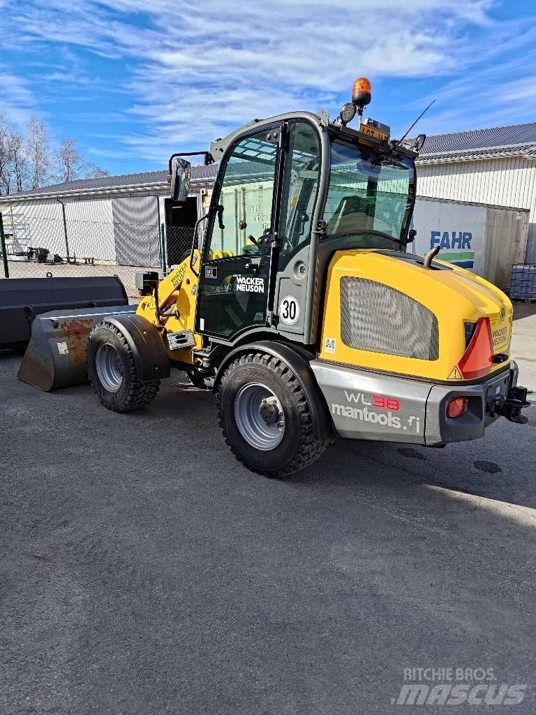 Wacker Neuson WL 38 ホイールローダー・タイヤショベル
