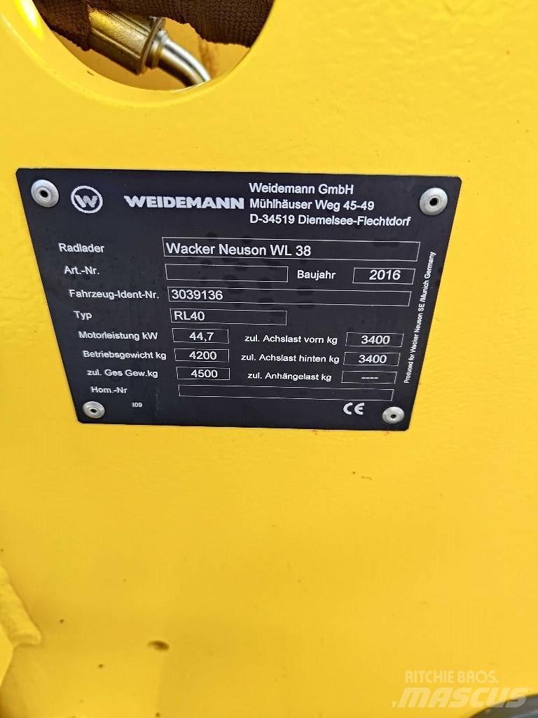 Wacker Neuson WL 38 ホイールローダー・タイヤショベル