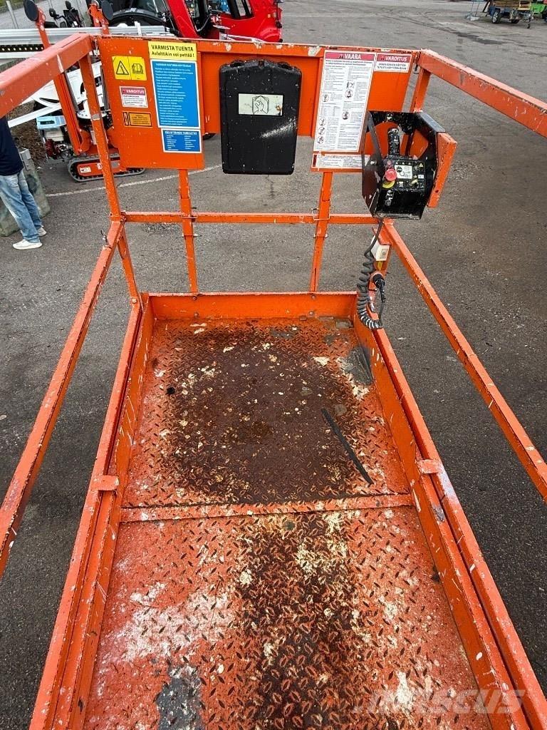 JLG 10 RS シザースリフト