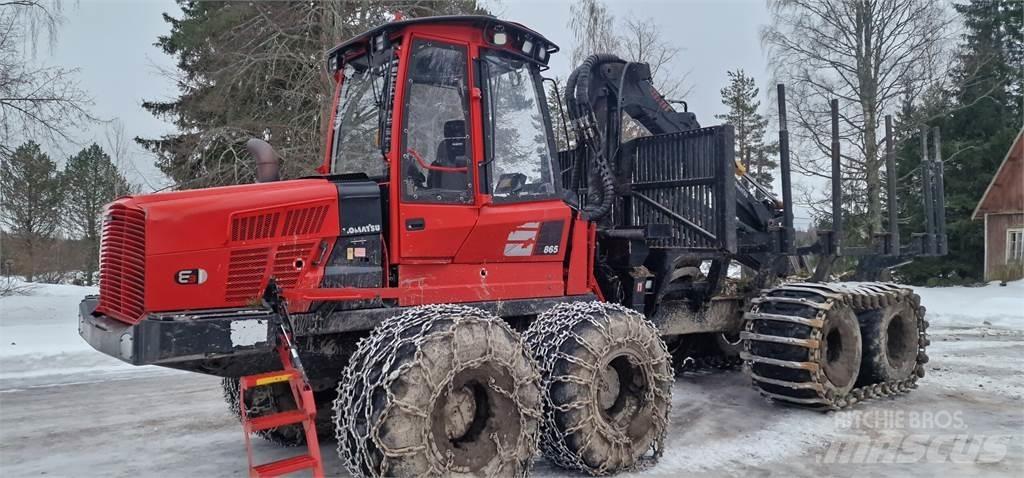 Komatsu 865 フォワーダー