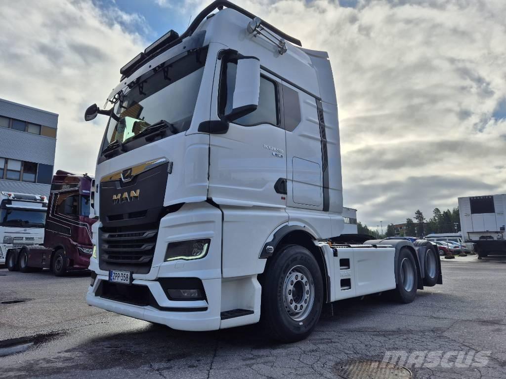 MAN TGX 28.580 中古トラクターヘッド | トレーラーヘッド
