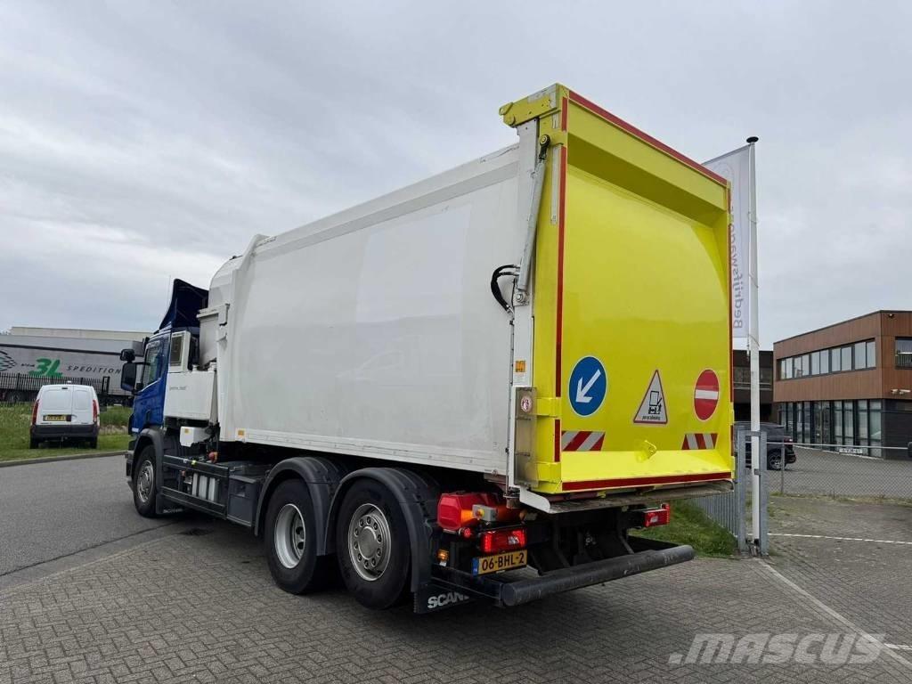 Scania P 320 塵芥車、パッカー車