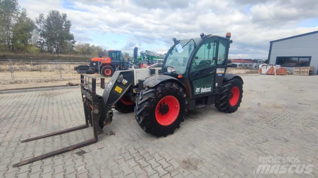 Bobcat TL 35.70 テレスコーピックハンドラー