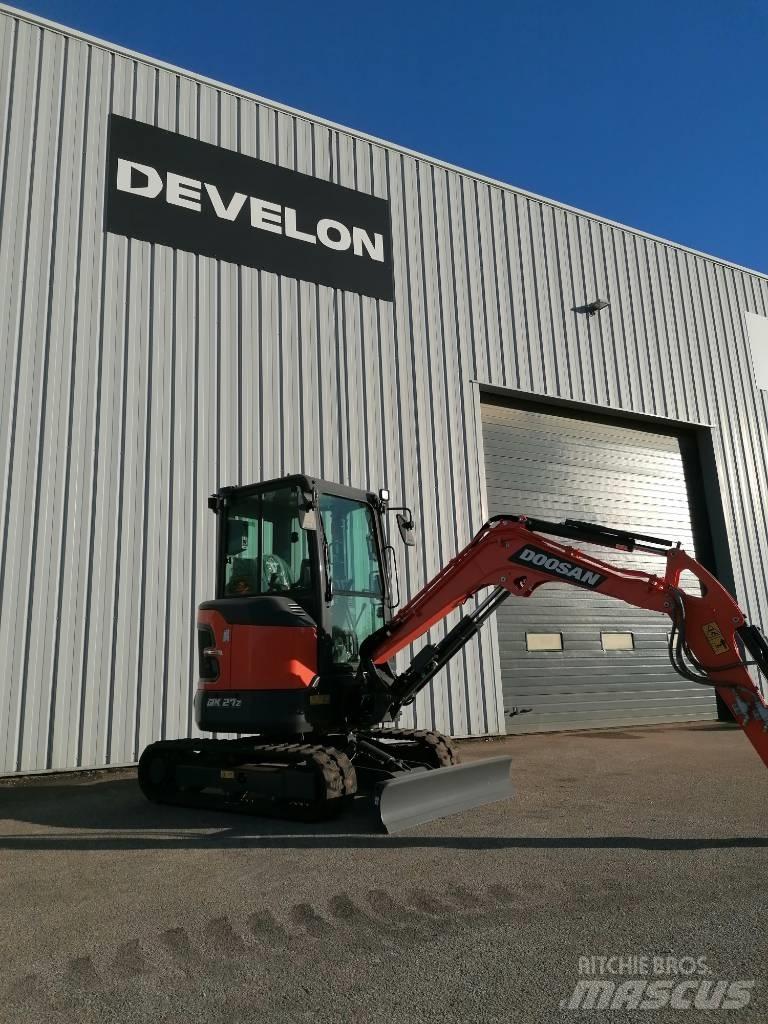 Doosan DX 27 Z ミニ油圧ショベル 7t以下（ミニユンボ・ミニディガー）