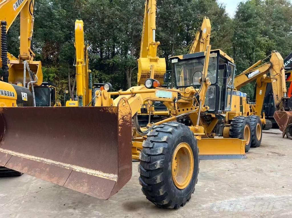 SEM 919 モーターグレーダー