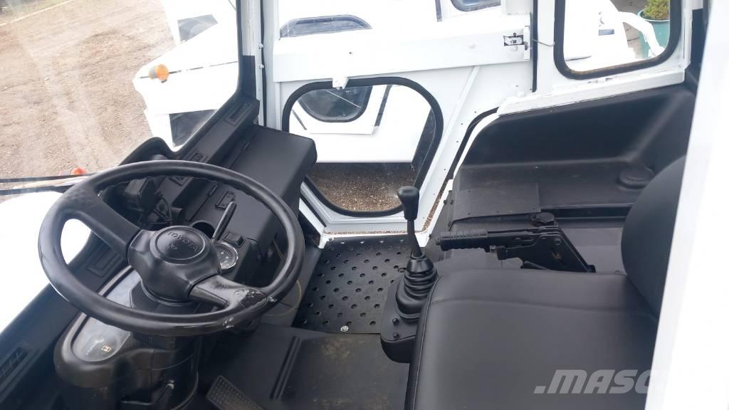 Toyota Tg 20- Tg10 空港特殊機械設備