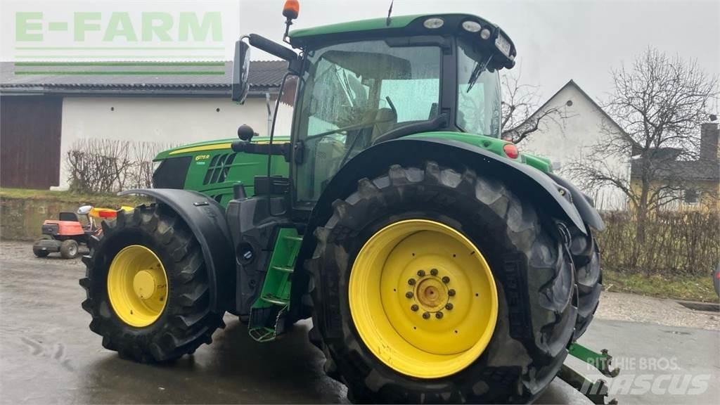 John Deere 6175R トラクター