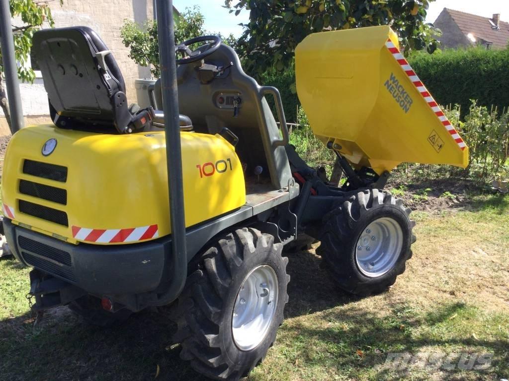 Wacker Neuson W1001 サイト　ダンプ