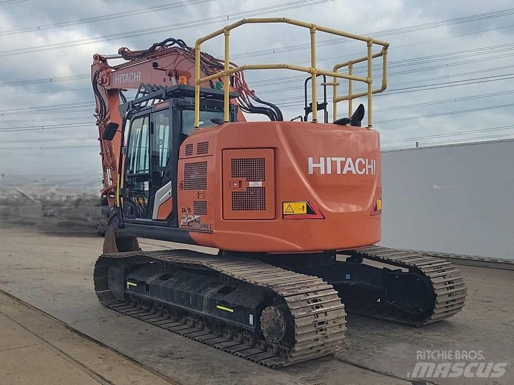 Hitachi ZX225USLC-7 大型油圧ショベル12t以上（パワーショベル・ユンボ）