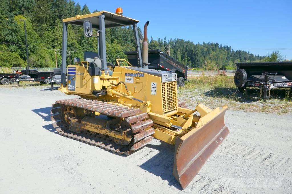 Komatsu D 21 P-8 ブルドーザー