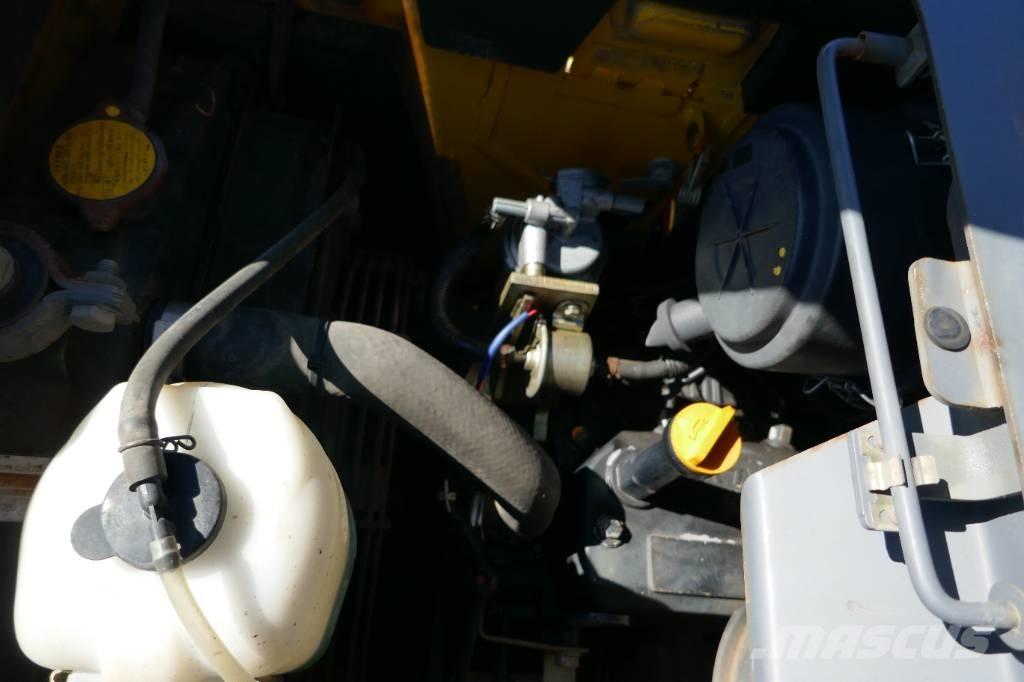 Komatsu D 21 P-8 ブルドーザー