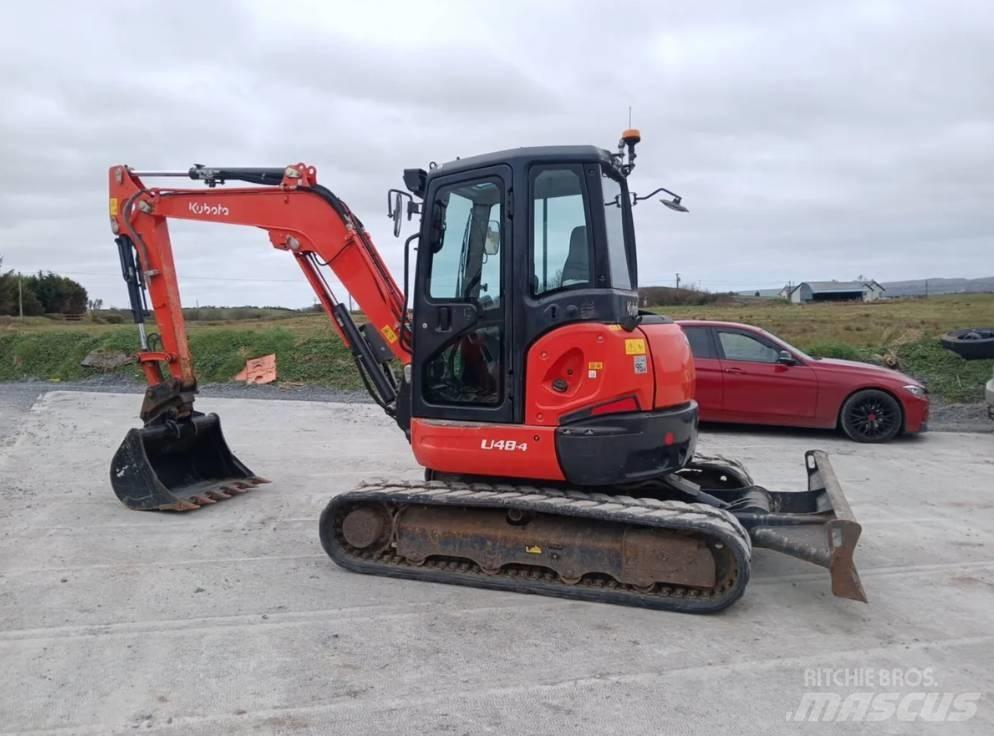 Kubota U 48-4 ミニ油圧ショベル 7t以下（ミニユンボ・ミニディガー）