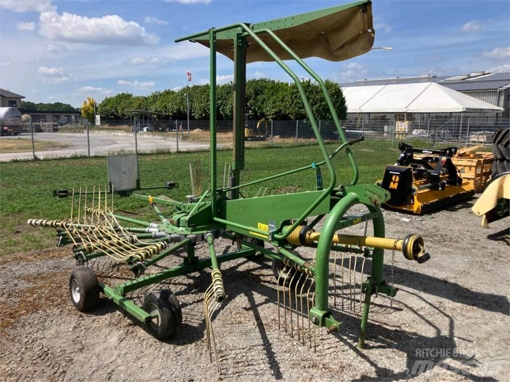 Krone Swadro 46 ウィンドローア/レーキ