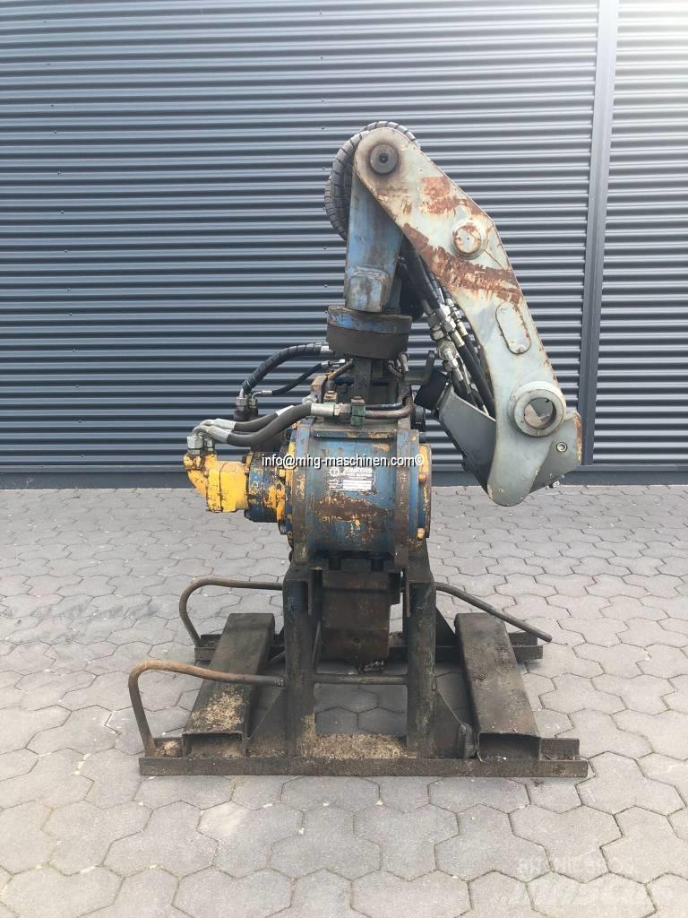  Tünkers 24/30 HVB 杭打ち機
