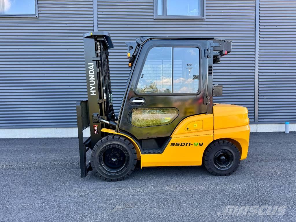 Hyundai 35DN-9V ディーゼル・軽油