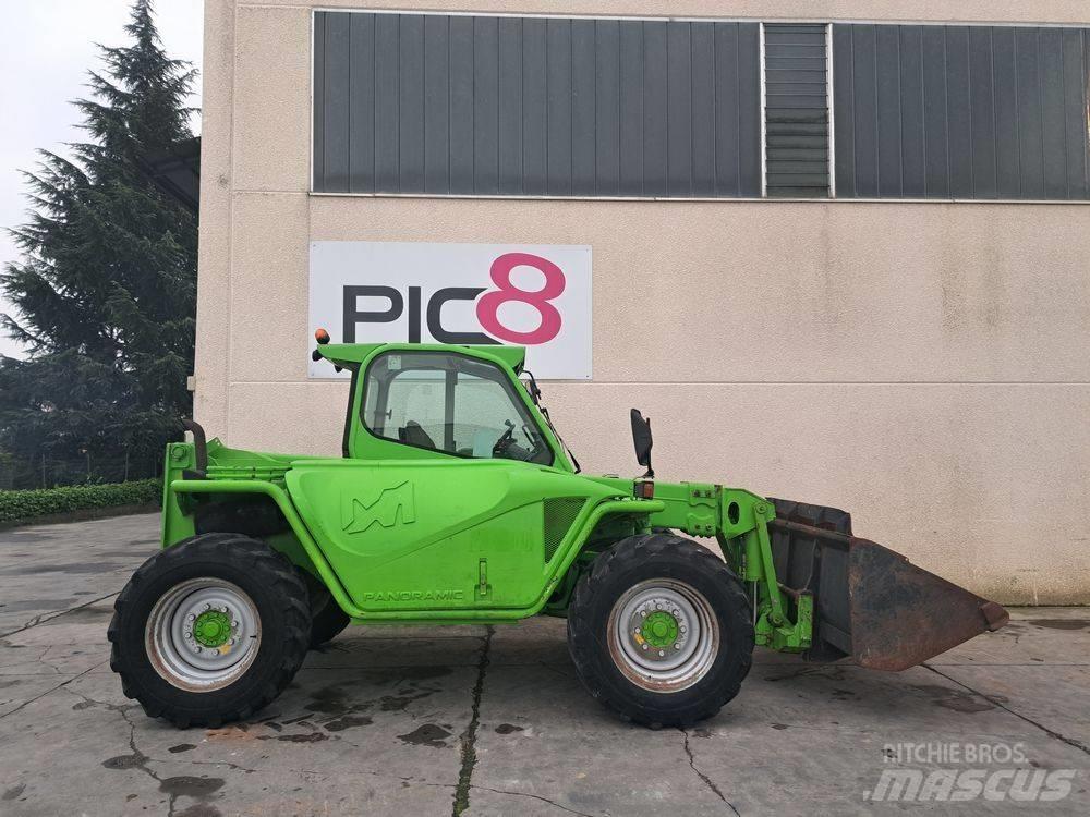 Merlo P 41.7 テレスコーピックハンドラー