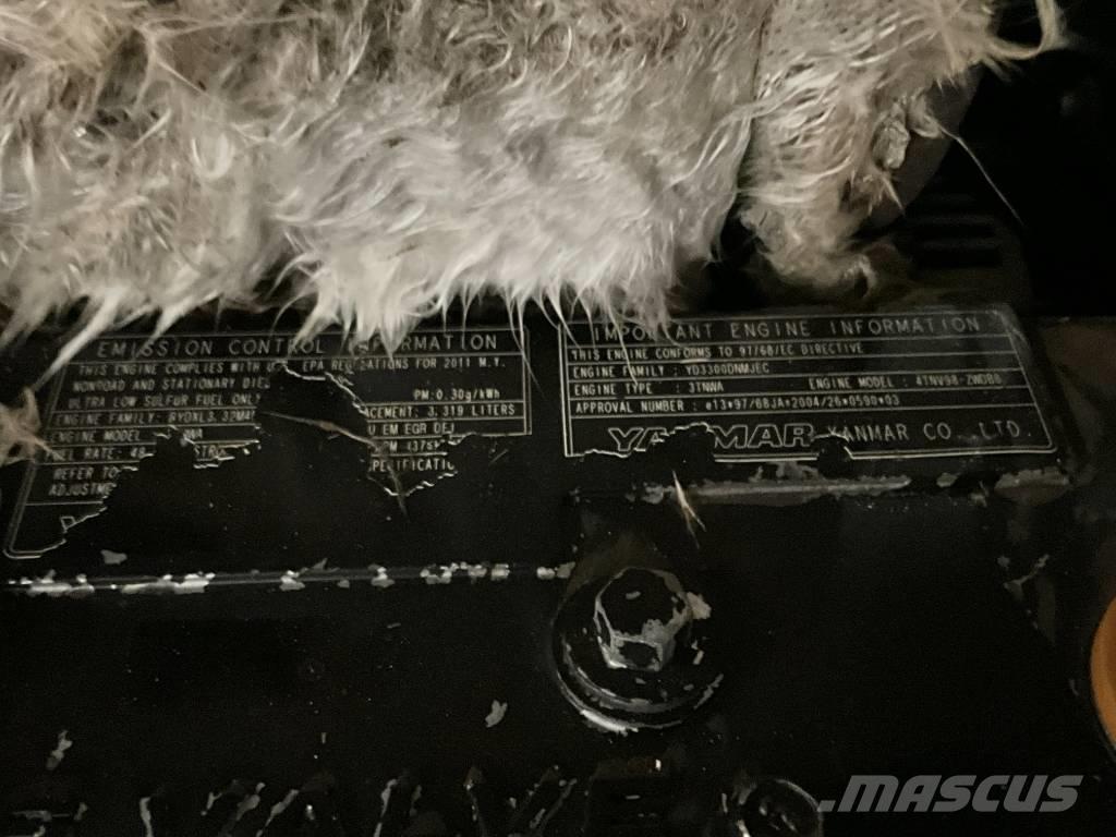 Doosan DX 80 R 中型油圧ショベル 7ｔ-12ｔ（ユンボ・パワーショベル・バックホー）