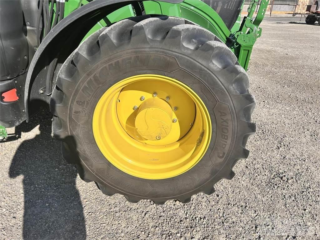 John Deere 6R 155 トラクター