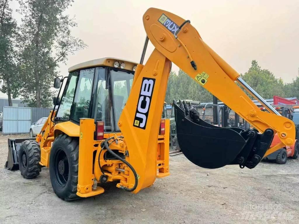 JCB 3 CX バックホーローダー