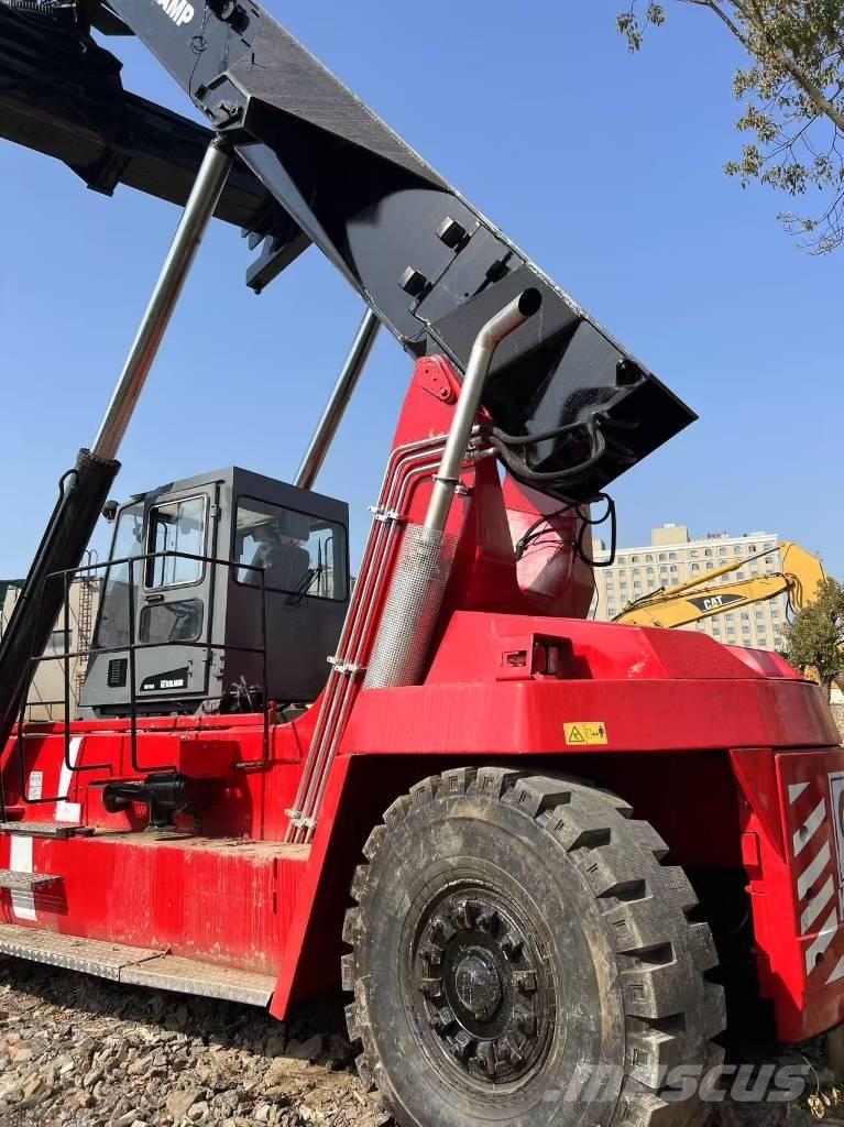 Kalmar DRF 450-60 リーチスタッカー