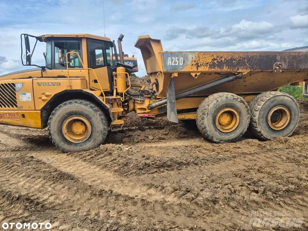 Volvo A 25 D アーティキュレート式ダンプトラック