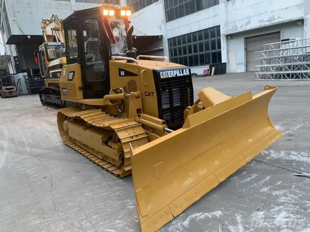 CAT D 5 K ブルドーザー