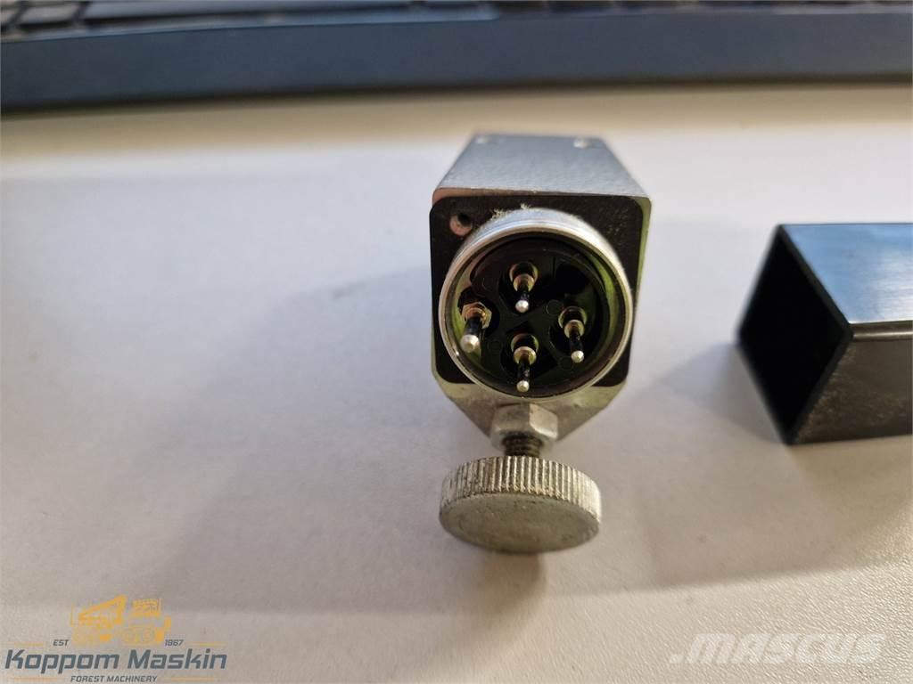 Rottne 059-0080 油圧機