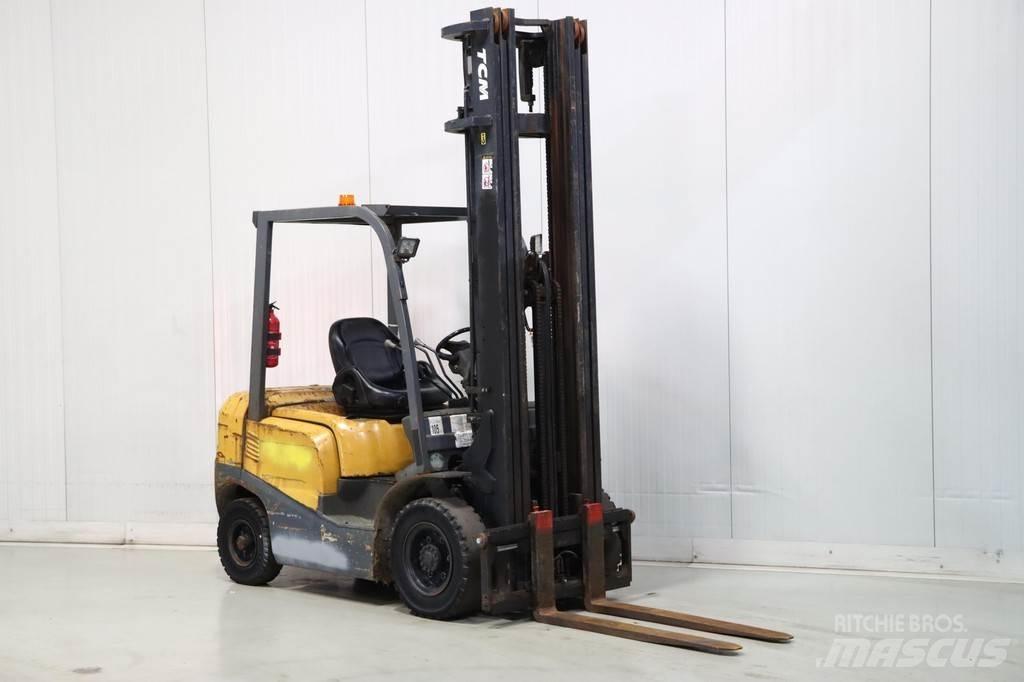 TCM FD25T3 ディーゼル・軽油