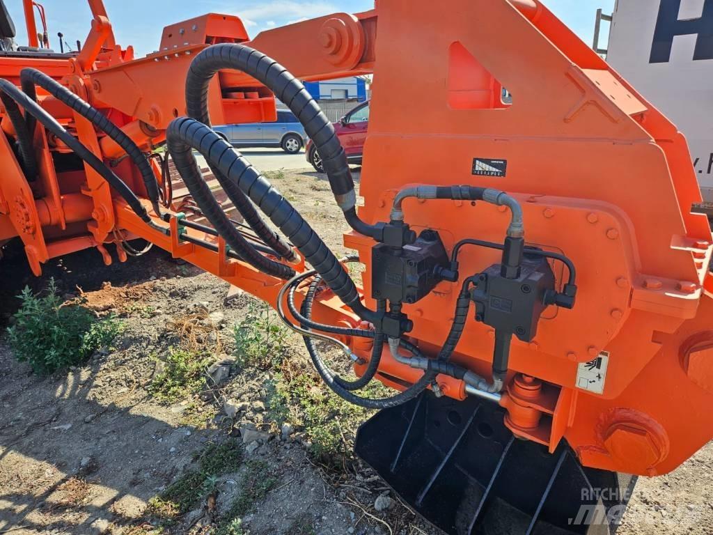 Ditch Witch HT 150 トレンチャー