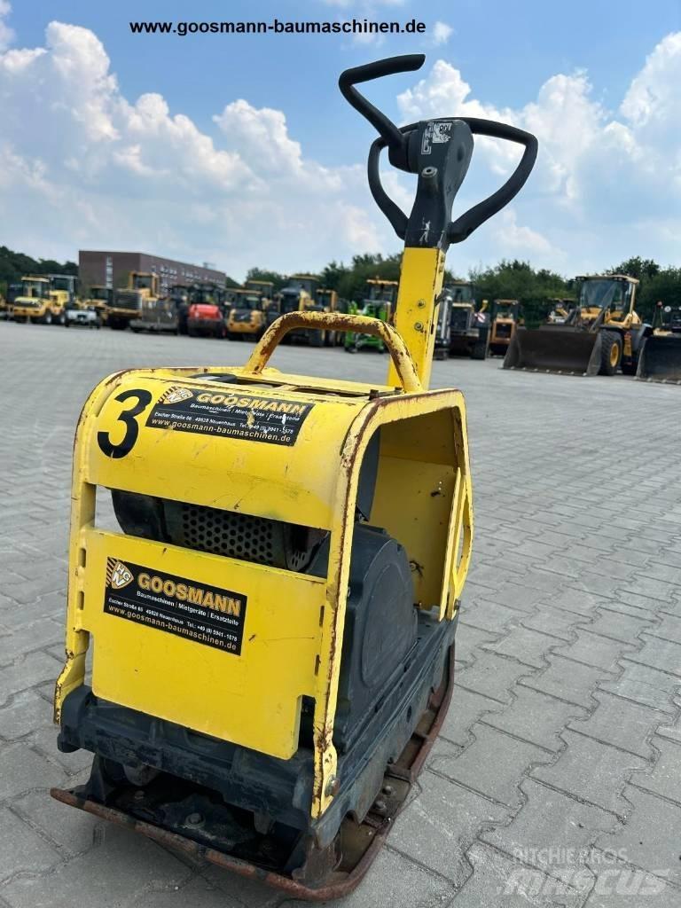 Bomag BPR 35/42 D プレートコンパクター