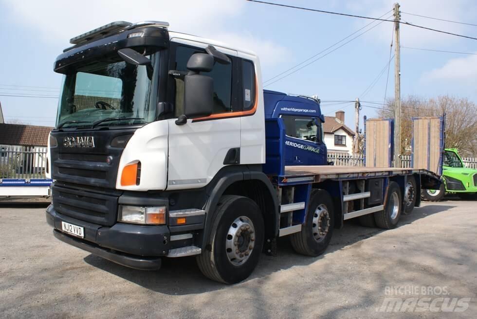 Scania P 360 CB 平ボディー／ウインチトラック