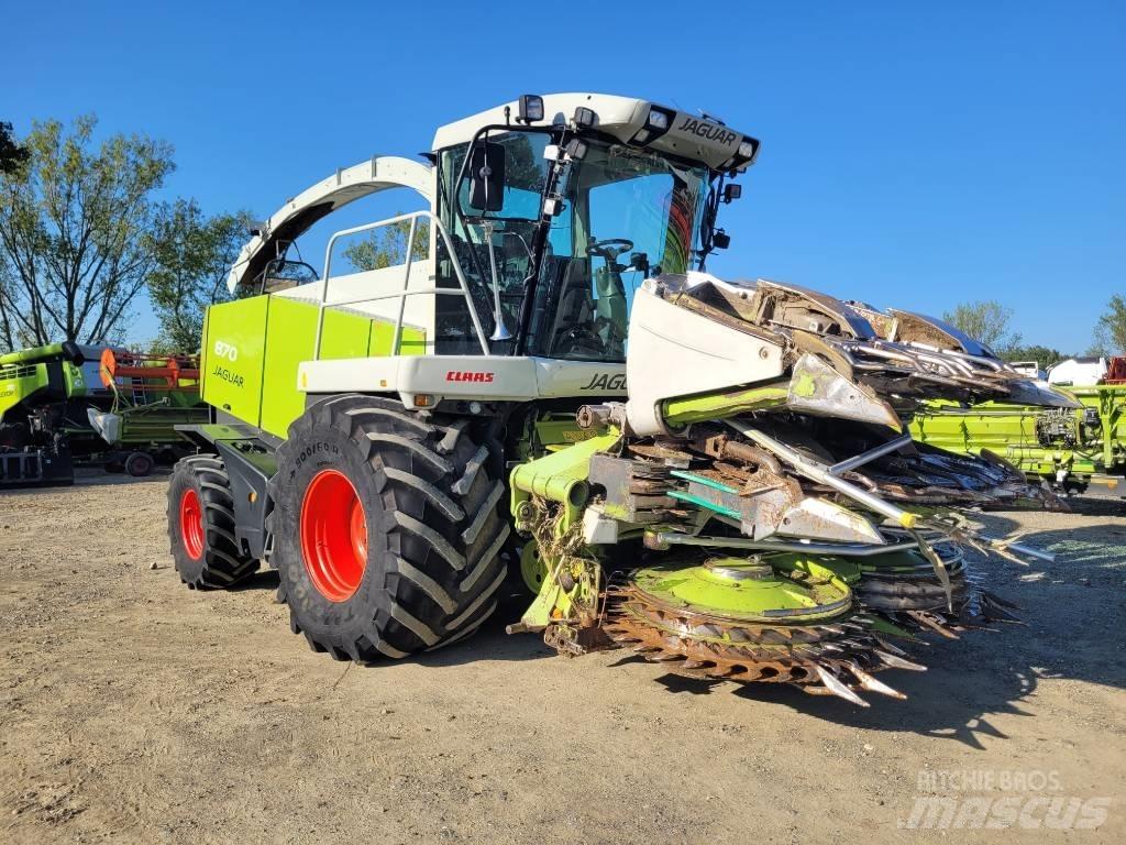 CLAAS Jaguar 870 自走式フォレージハーベスター
