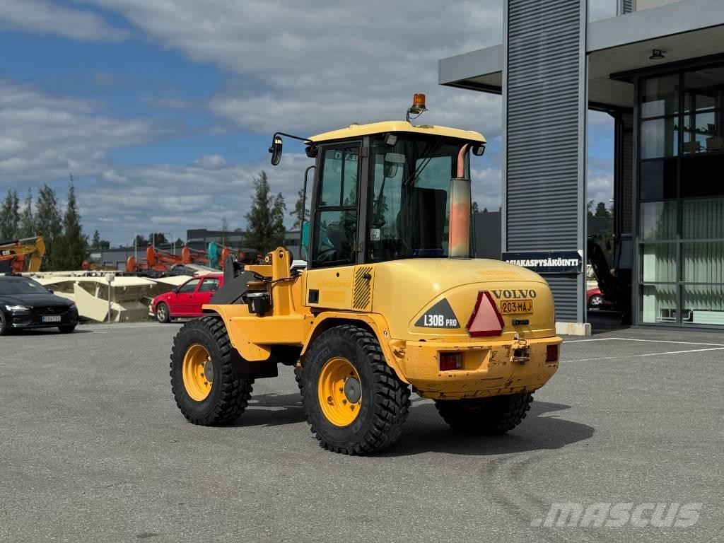 Volvo L 30 B ホイールローダー・タイヤショベル