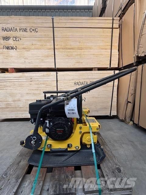 Bomag BVP 18/45 プレートコンパクター