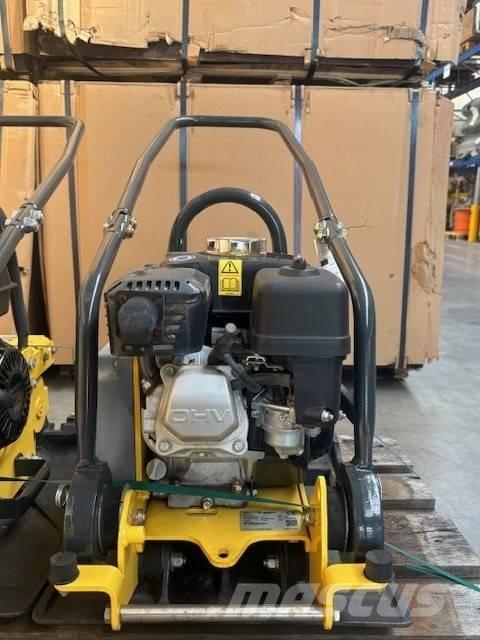 Bomag BVP 18/45 プレートコンパクター