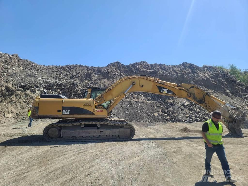 CAT 330 CL 大型油圧ショベル12t以上（パワーショベル・ユンボ）