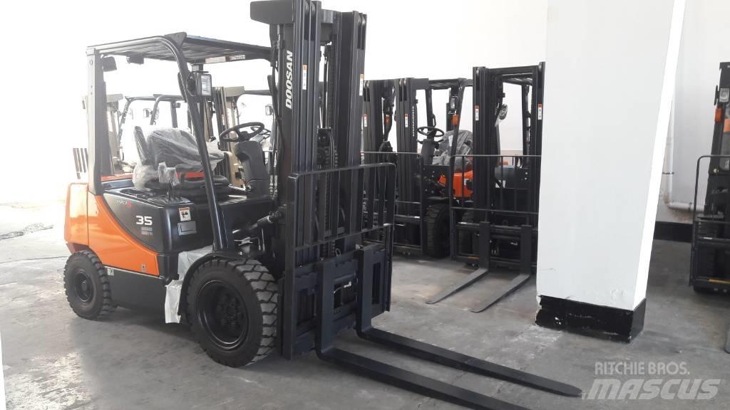 Doosan D35 C-5 ディーゼル・軽油