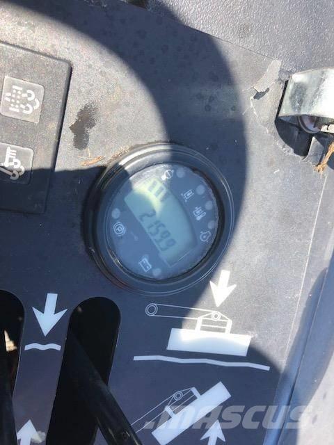 Jacobsen R311T 乗用・自走モア/芝刈り機