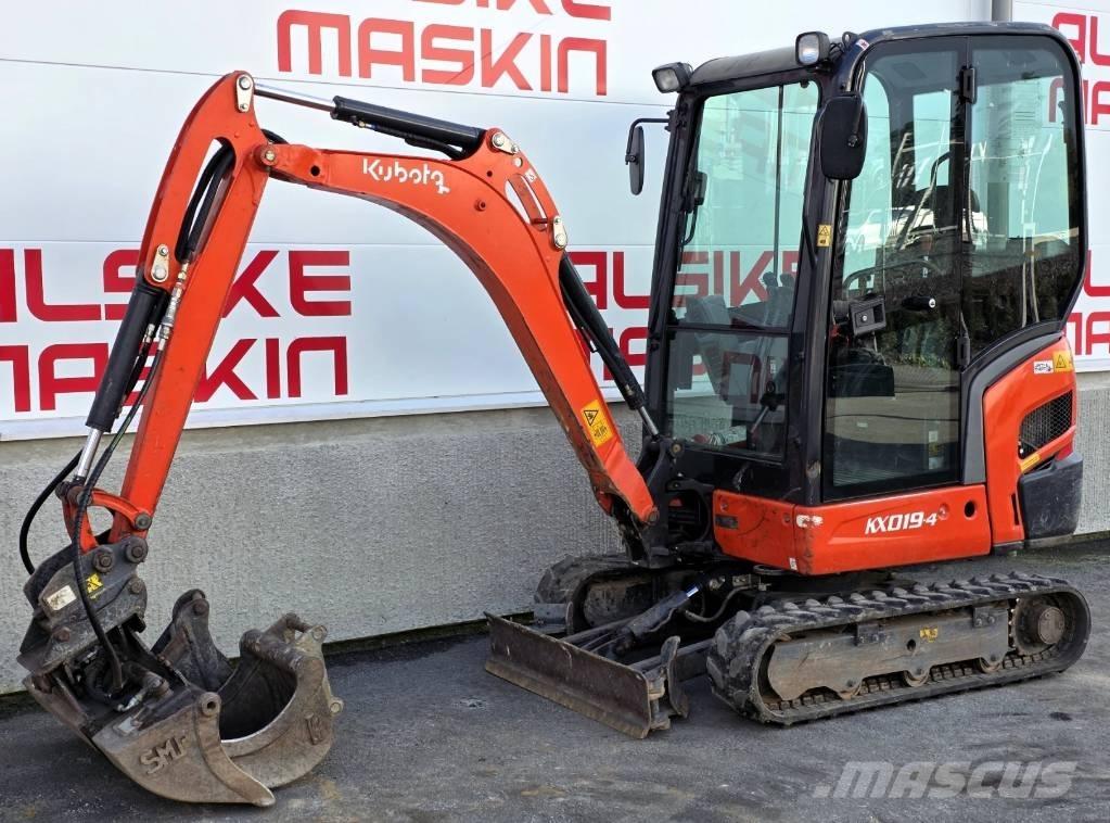 Kubota KX 019-4 ミニ油圧ショベル 7t以下（ミニユンボ・ミニディガー）