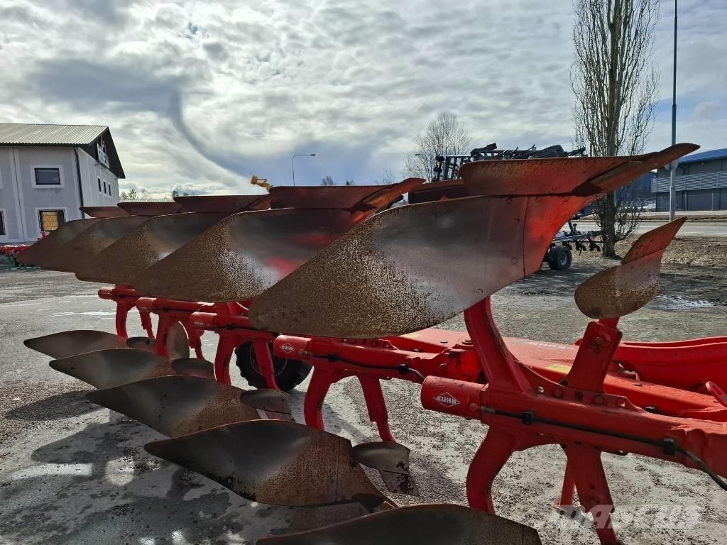 Kuhn Vari-Master 123 リバーシブルプラウ