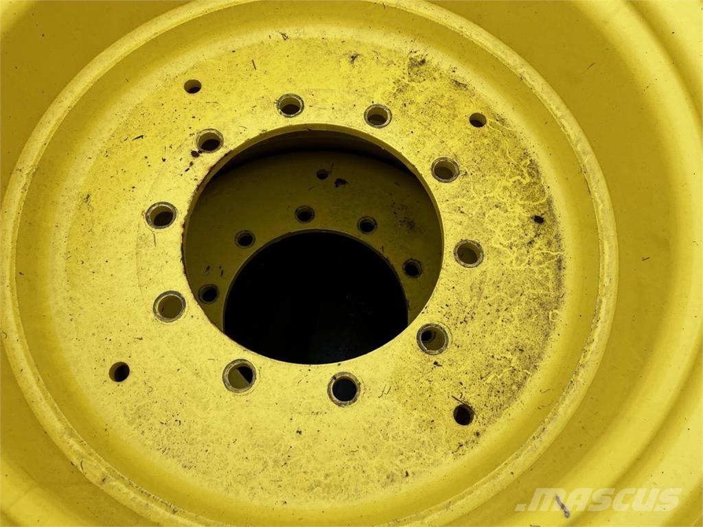 John Deere 15x28 タイヤ、ホイル、リム