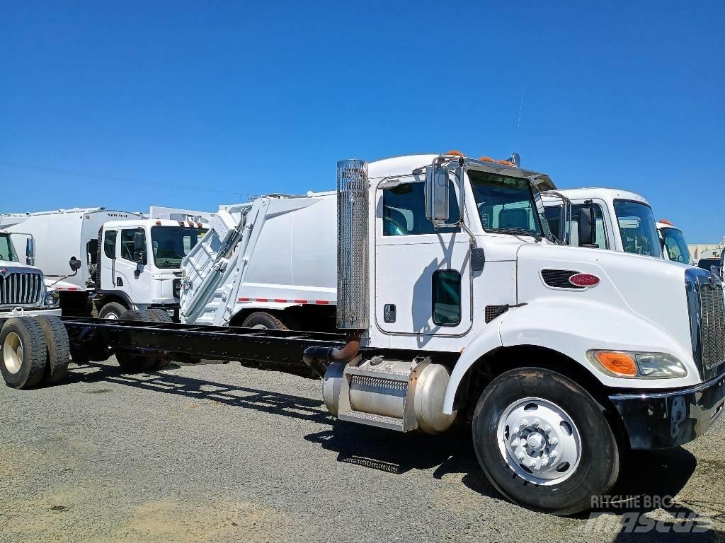 Peterbilt 335 塵芥車、パッカー車