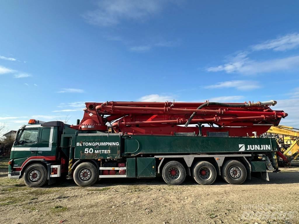 Volvo FM 480 コンクリートポンプ車