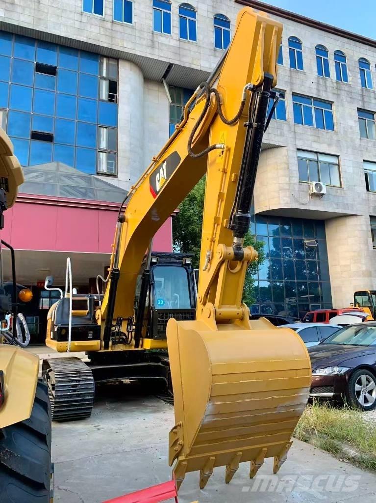 CAT 320 D 大型油圧ショベル12t以上（パワーショベル・ユンボ）
