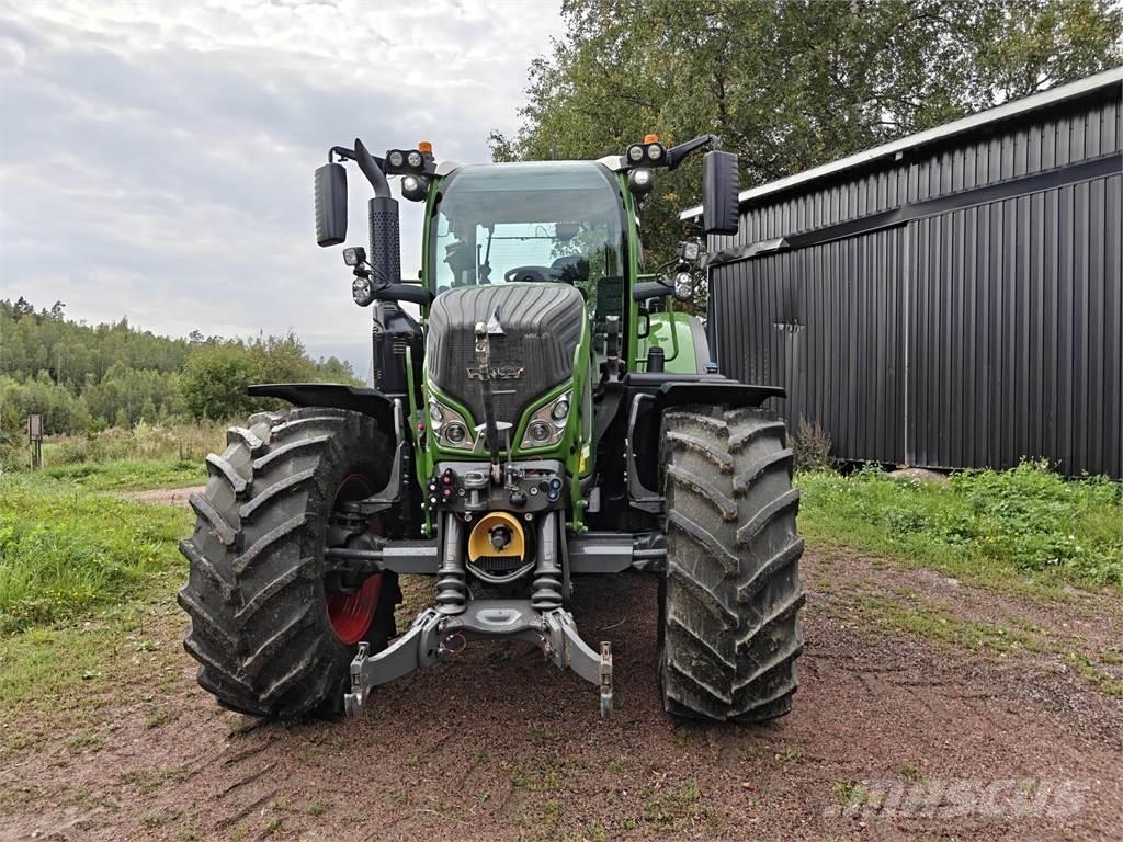 Fendt 718 Gen6 トラクター